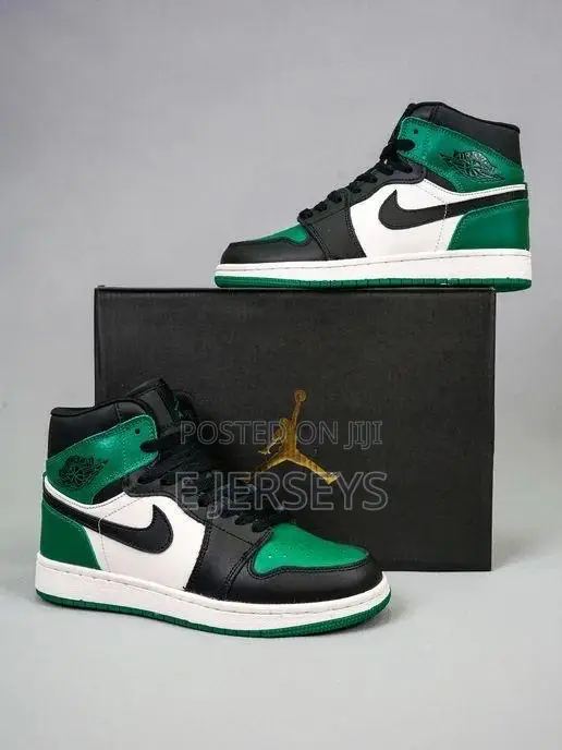 Air Jordan 1 Sneakers