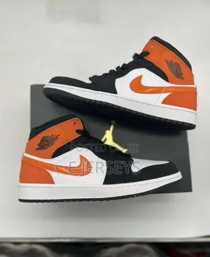 Air Jordan 1 Sneakers