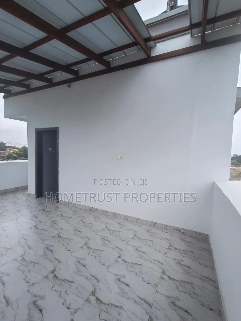 3bdrm Apartment in Labone, Celsbridge Area for rent