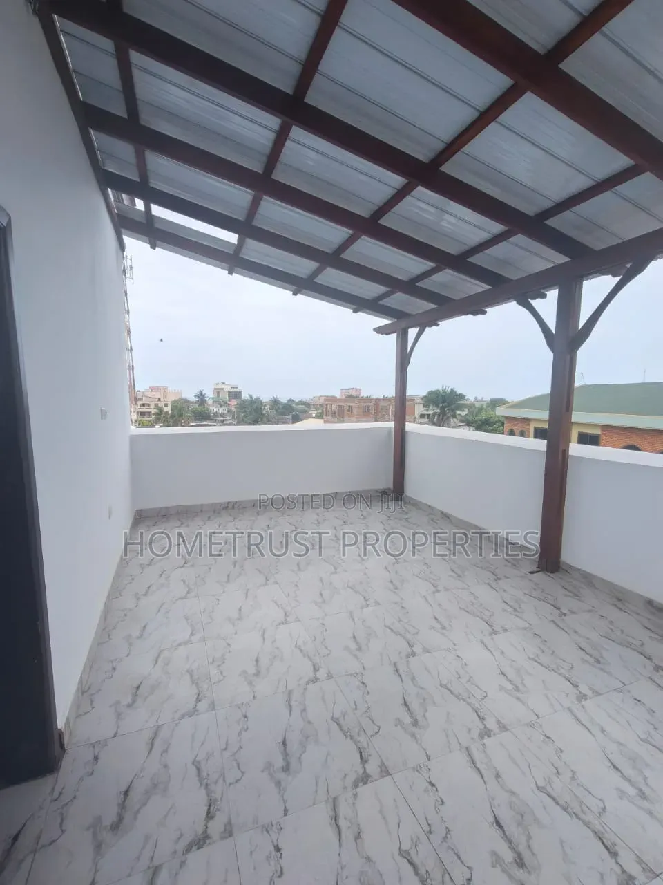 3bdrm Apartment in Labone, Celsbridge Area for rent