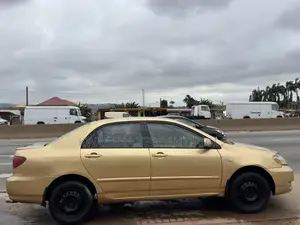 Toyota Corolla 2008 Gold