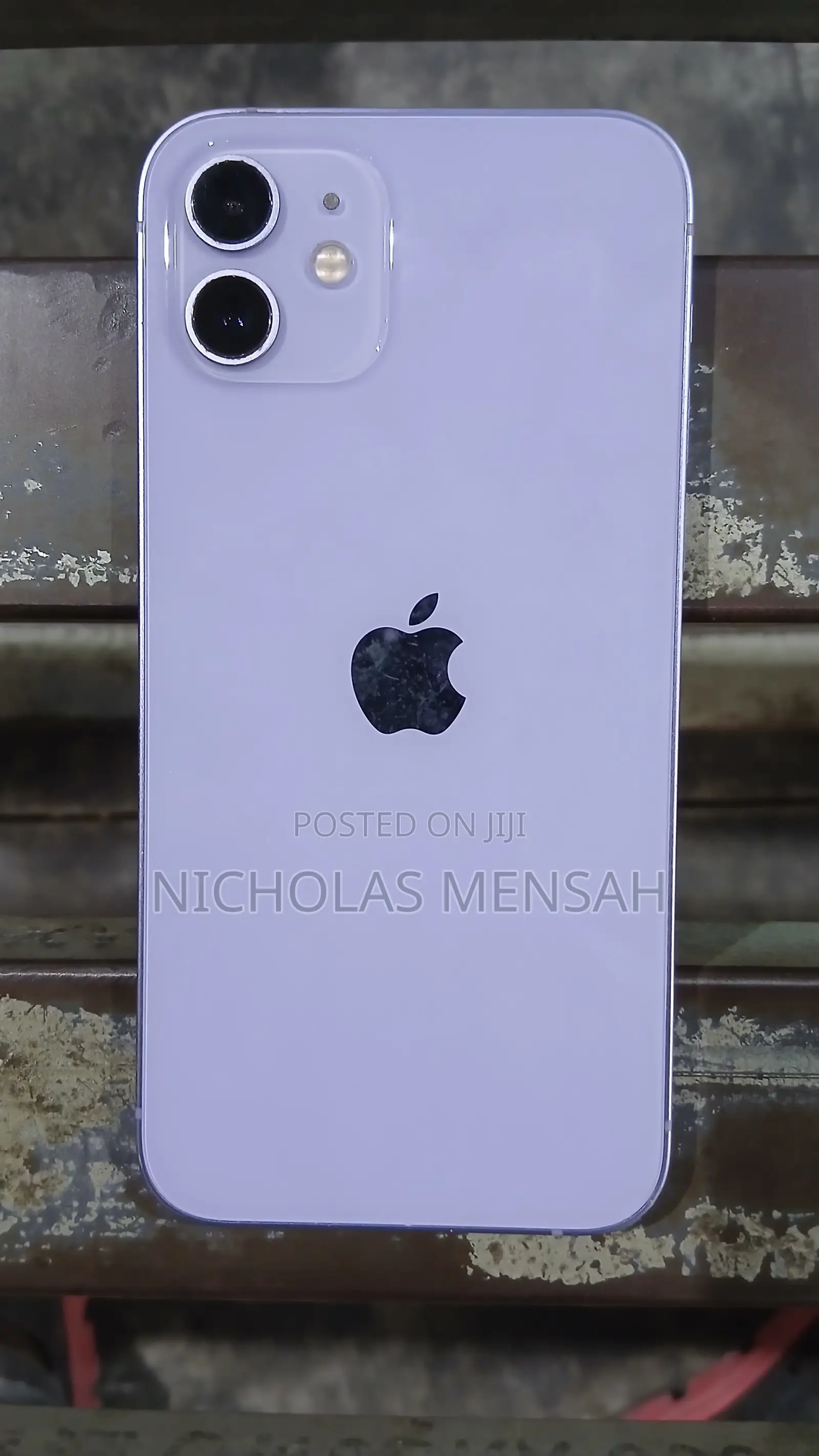 Apple iPhone 12 64 GB Purple