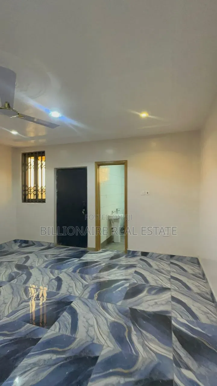 2bdrm Apartment in Atonsu Kuwait, Kumasi Metropolitan for rent