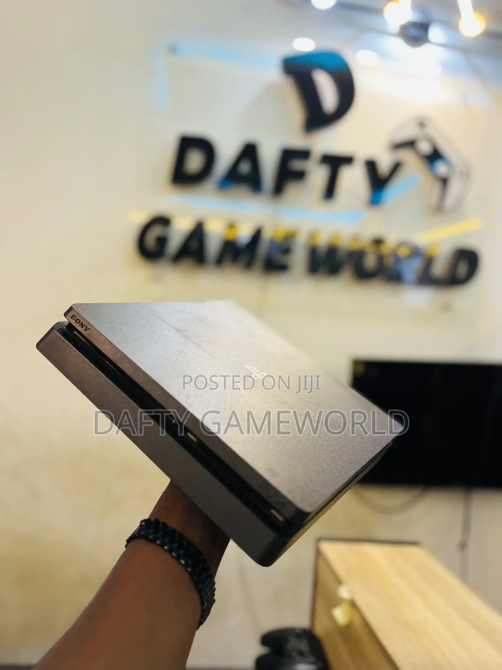 Uk Used Ps4 Slim With Loaded Games