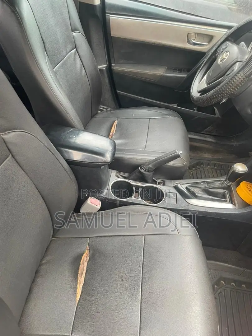 Toyota Corolla 2015 Gray