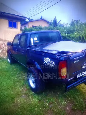 Nissan Hardbody