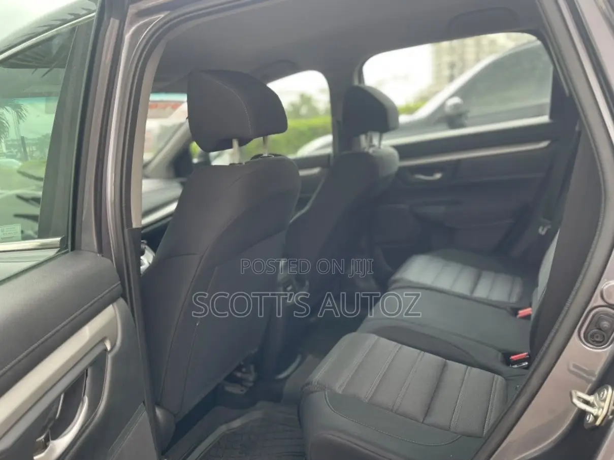Honda CR-V 2019 Gray