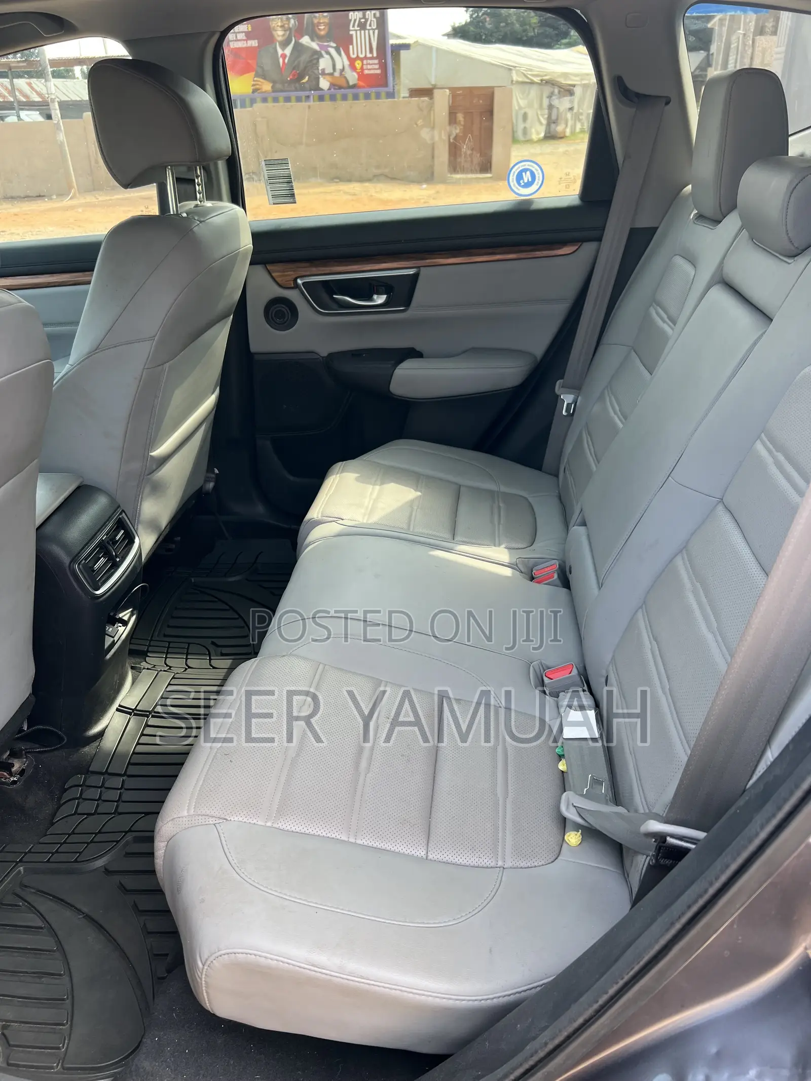 Honda CR-V Touring 4dr SUV (1.5L 4cyl CVT) 2017 Gray