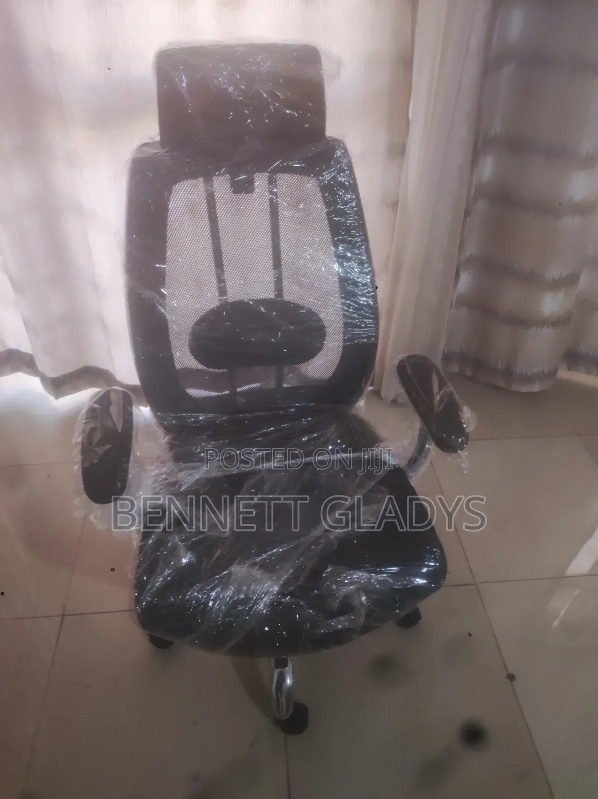 Ergonomic Swivel Chair