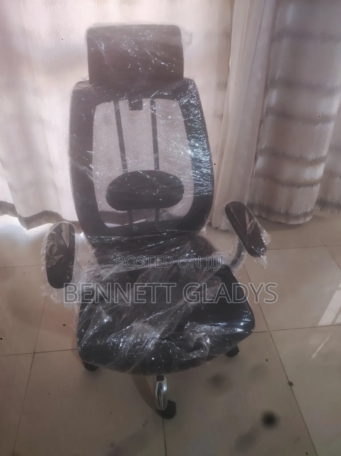 Ergonomic Swivel Chair