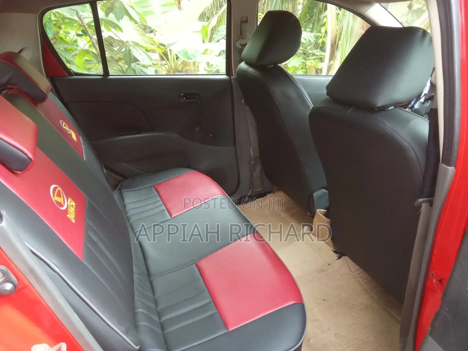Daihatsu Cuore 1.0 2010 Red