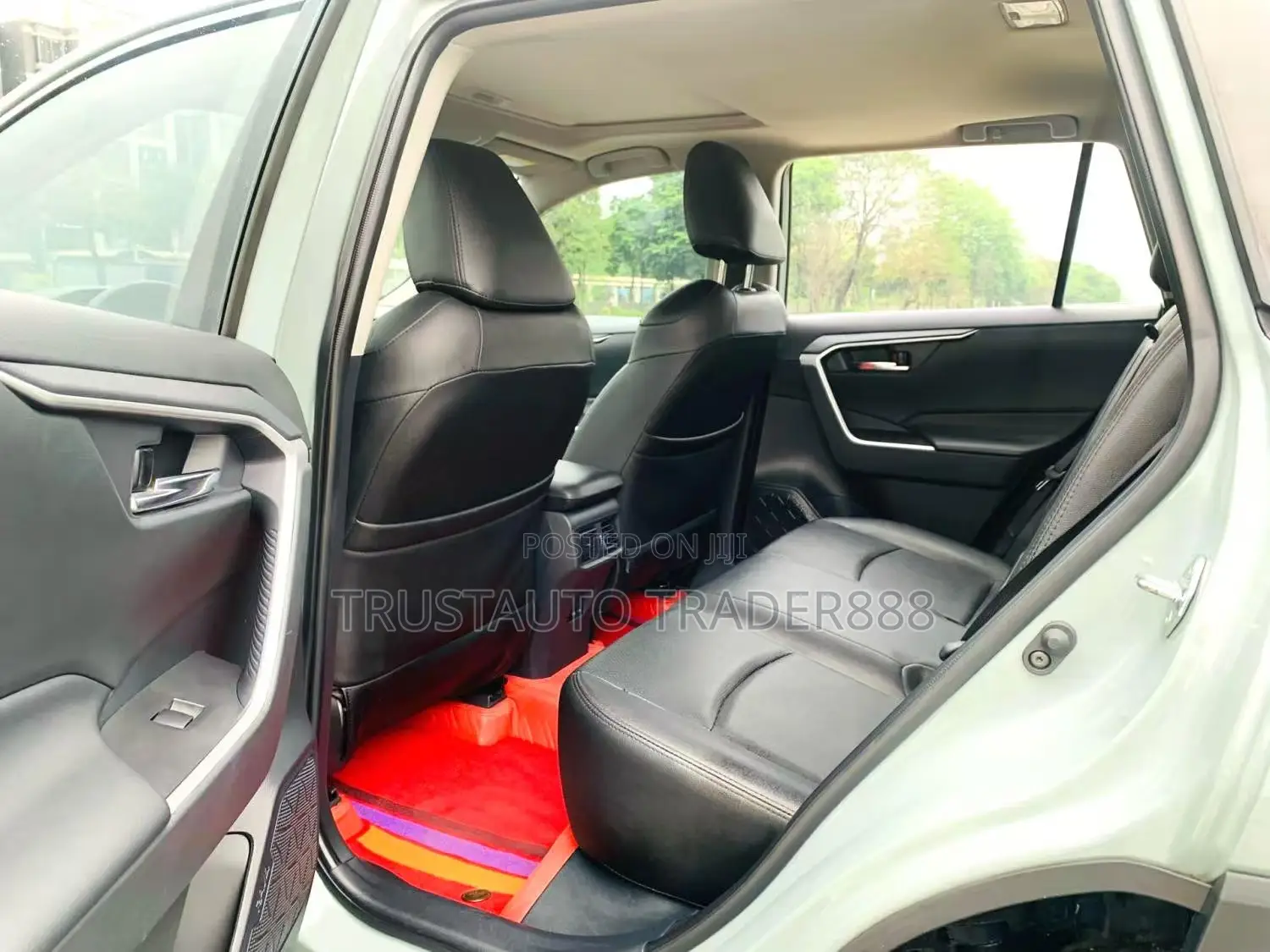 Toyota RAV4 2020 Green