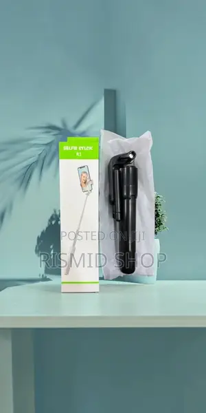 R1 Universal Smartphone Selfie Stick for Photos Video
