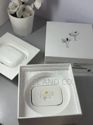 Authentic Apple Airpods Pro 2nd Gen. Lightning (Read Description)