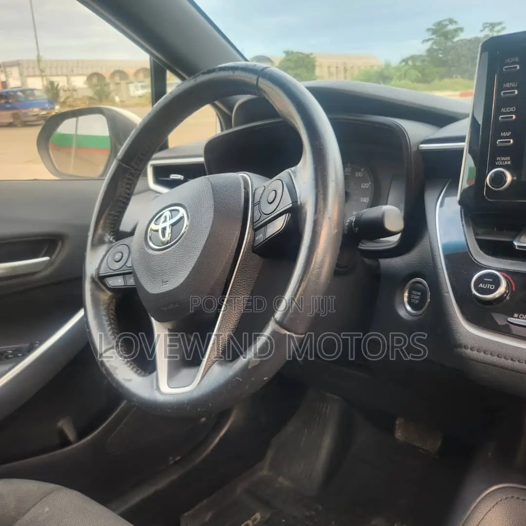 Toyota Corolla L 2020 White