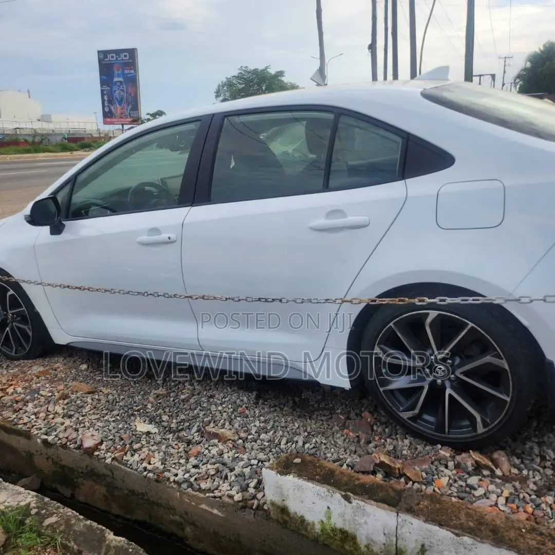 Toyota Corolla L 2020 White