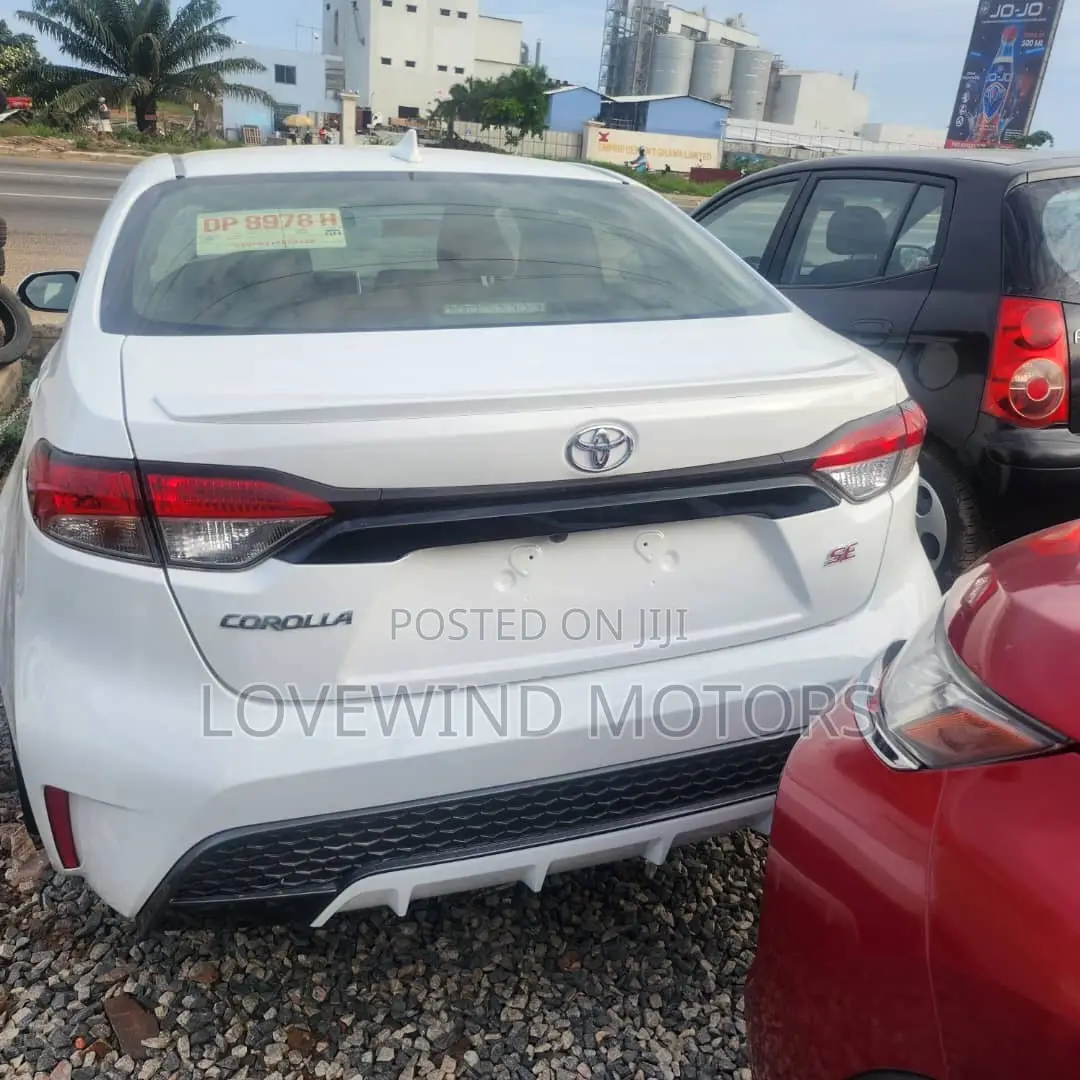 Toyota Corolla L 2020 White