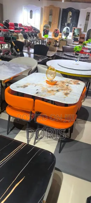 4 Sides Dinning Table