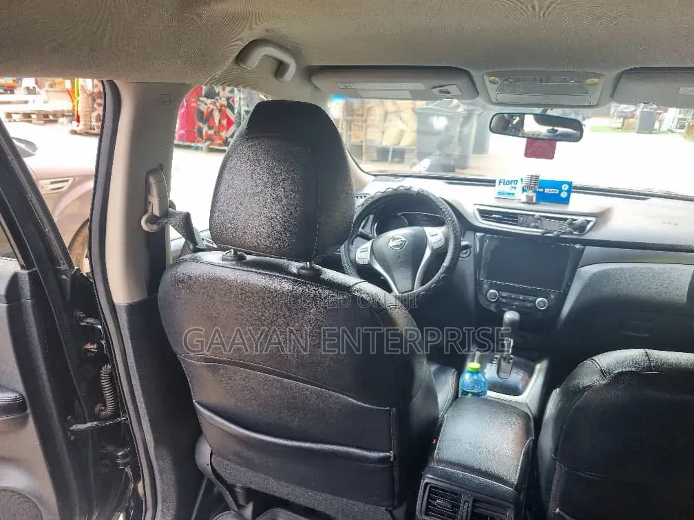 Nissan Rogue SV AWD 2017 Black
