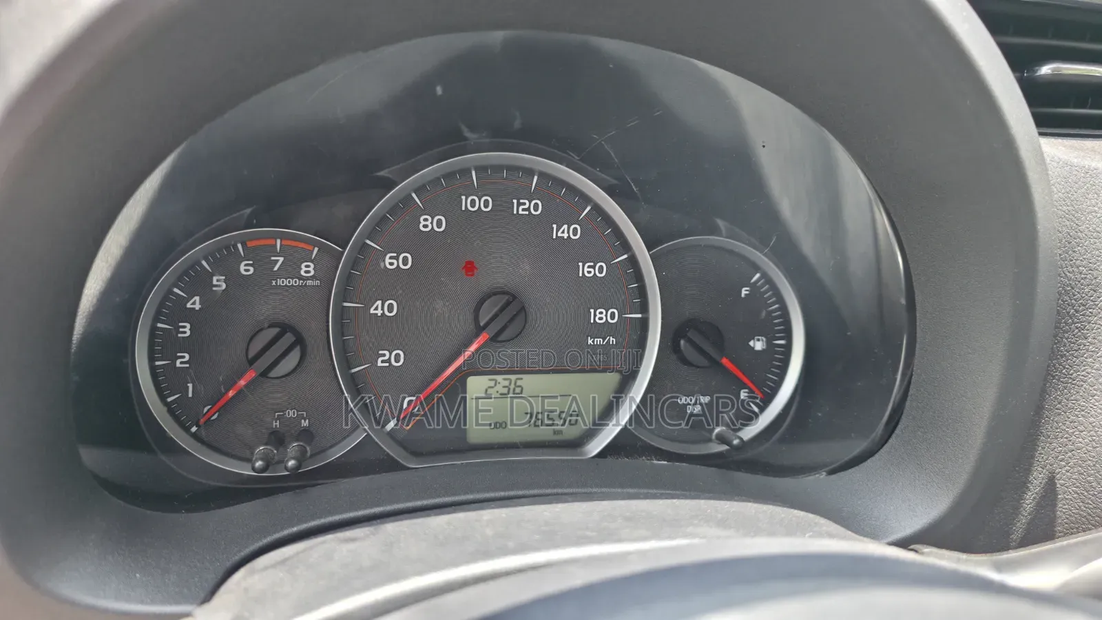 Toyota Vitz 1.5 FWD 5dr 2011 Pearl