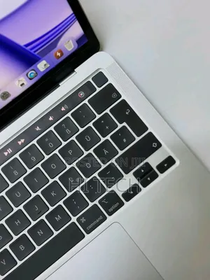 Laptop Apple MacBook Pro 2020 32GB Intel Core i7 SSD 512GB
