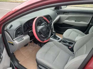 Hyundai Elantra 2018 Red