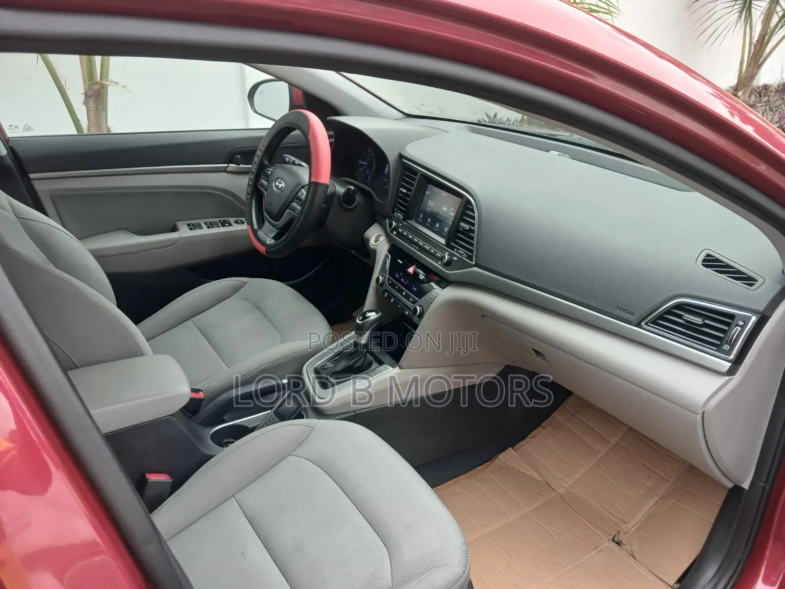 Hyundai Elantra 2018 Red
