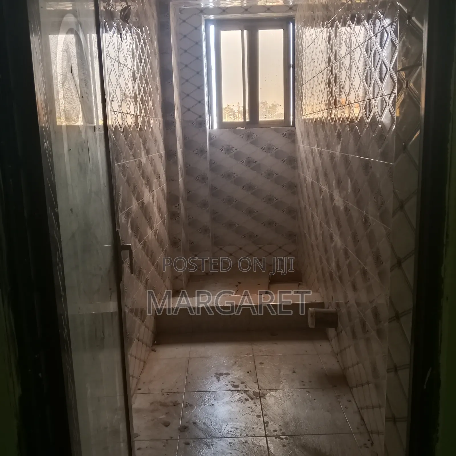 2bdrm Apartment in Redco Madina, Cemetery Area for rent