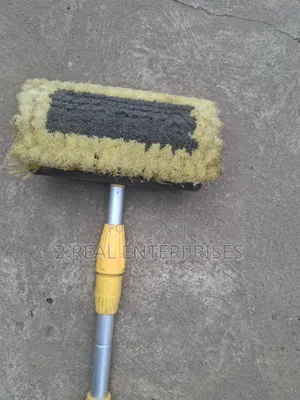3-Meter (10ft) Tri-Section Telescopic Water-Fed Wash Brush
