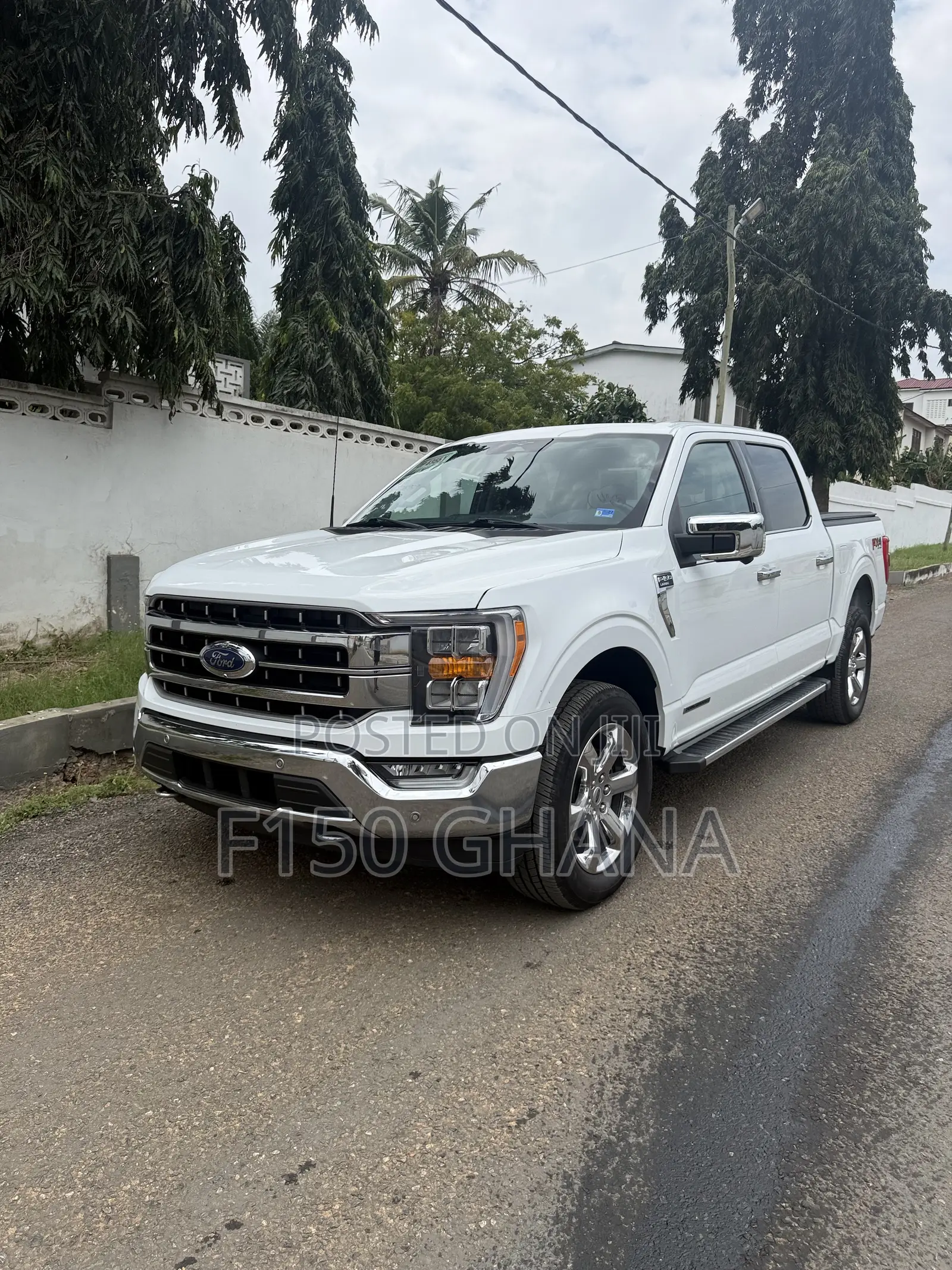 Ford F-150 LARIAT 2023 White