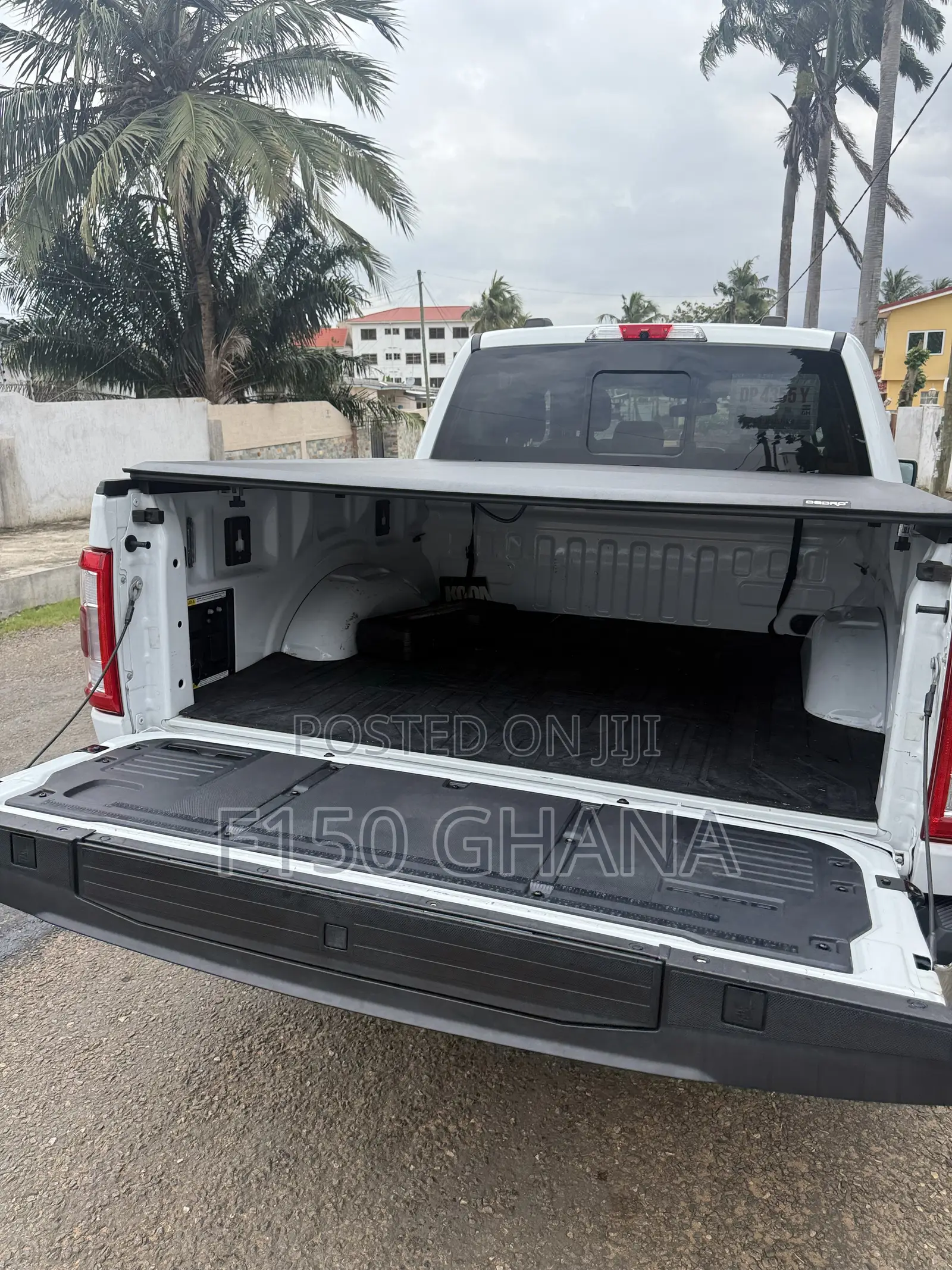 Ford F-150 LARIAT 2023 White