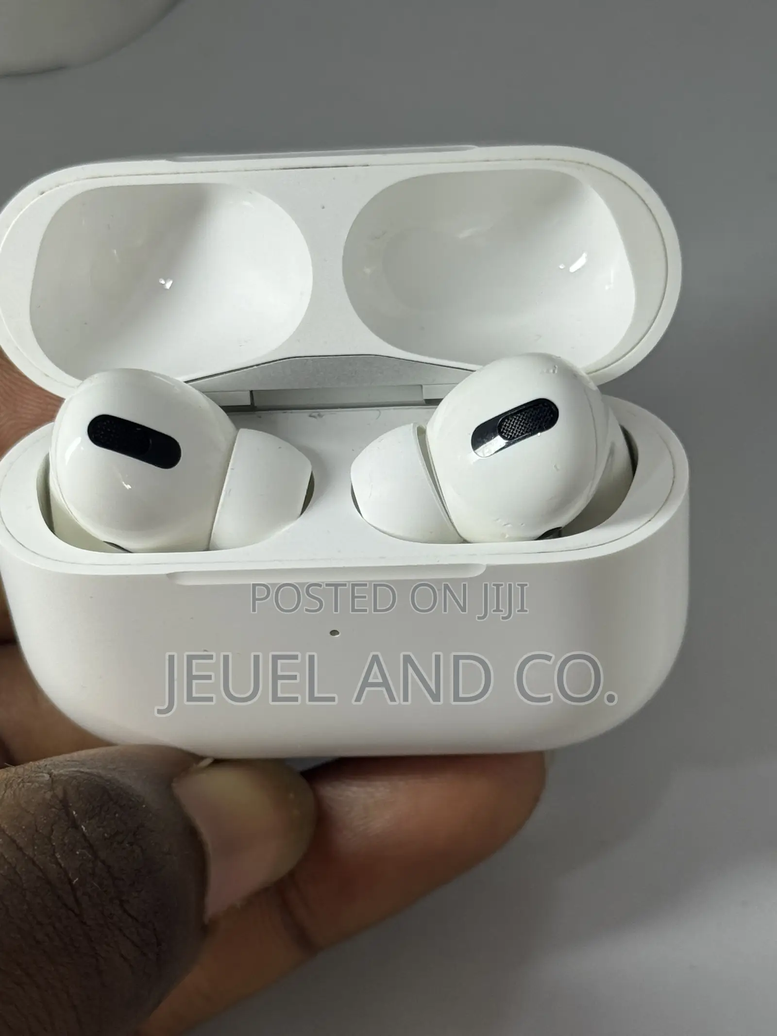 Authentic Apple Airpods Pro 1st Gen.