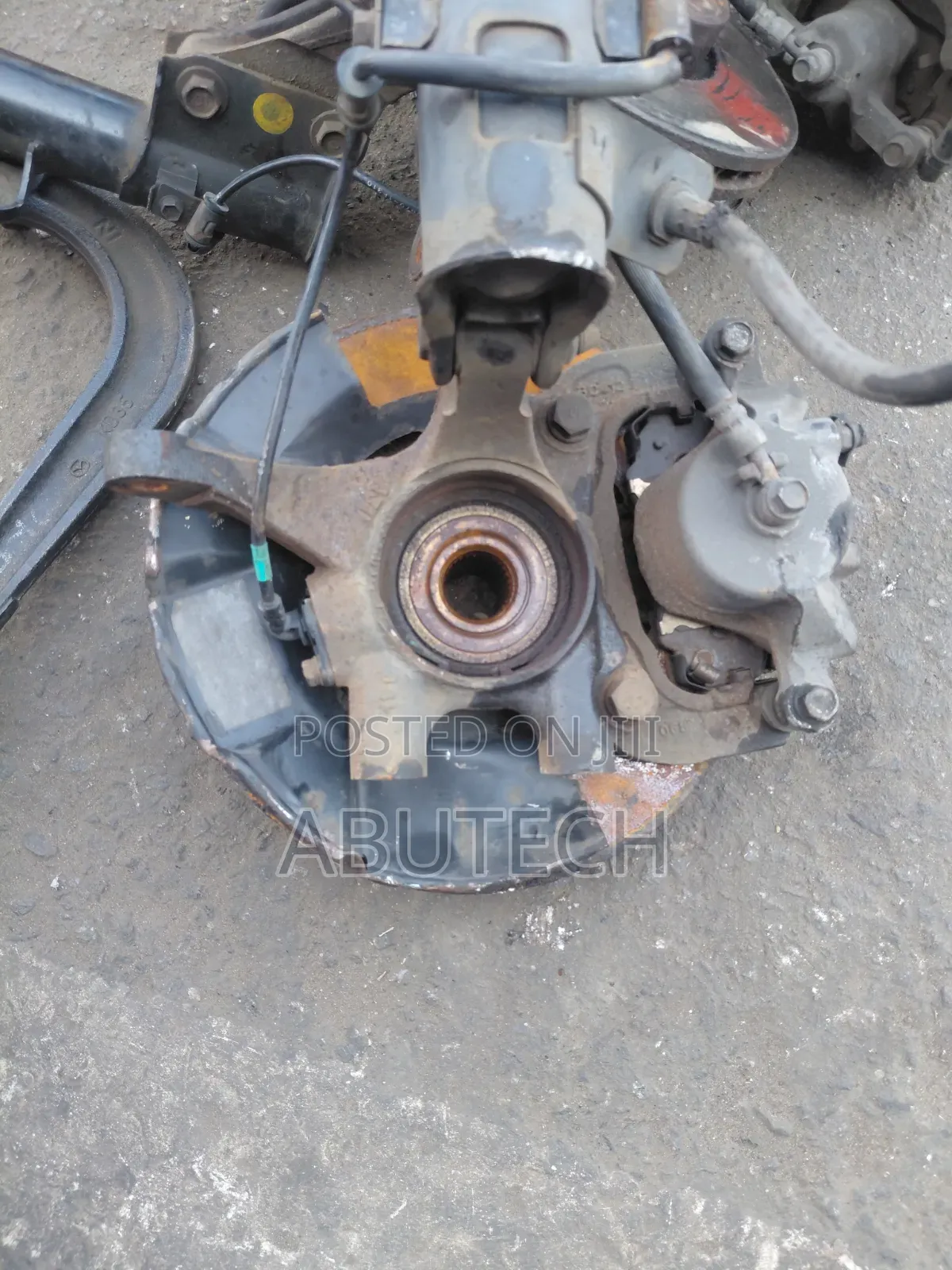 Front Hub Kia Sportage, Hundia Tucson 2005, 2006, 2007, 2008, 2010