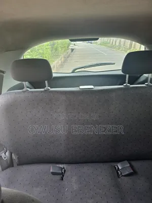 Toyota Vitz 1.0 FWD 5dr 2007 Silver