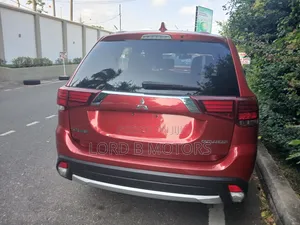 Mitsubishi Outlander Sport 2017 Red