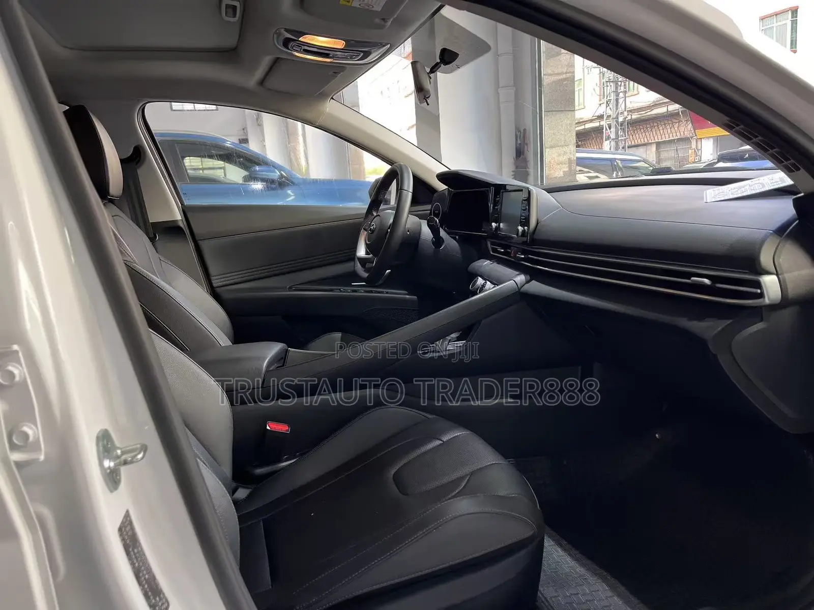 Hyundai Elantra 2024 White