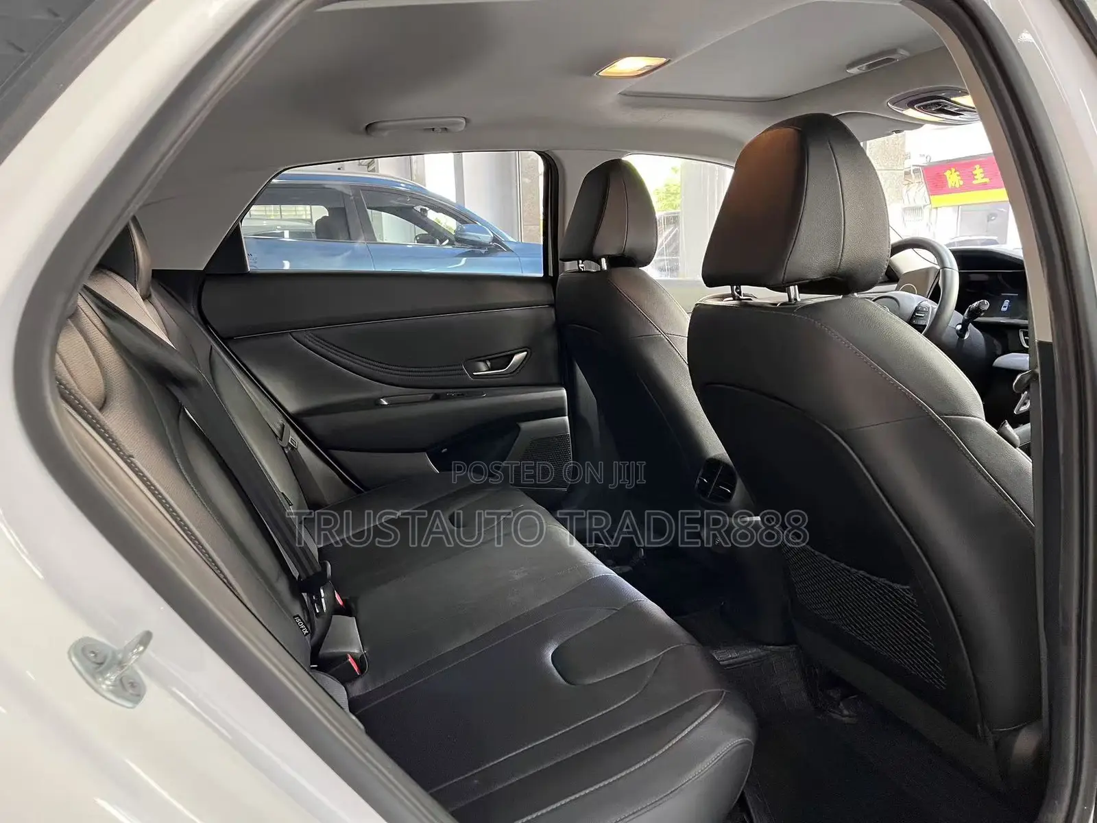 Hyundai Elantra 2024 White