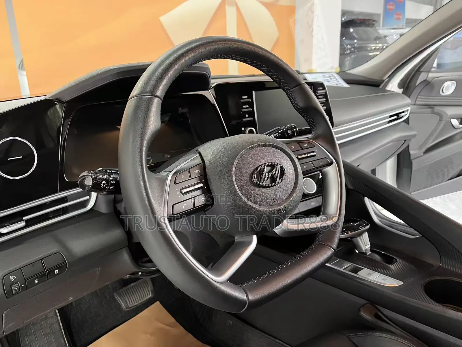Hyundai Elantra 2024 White