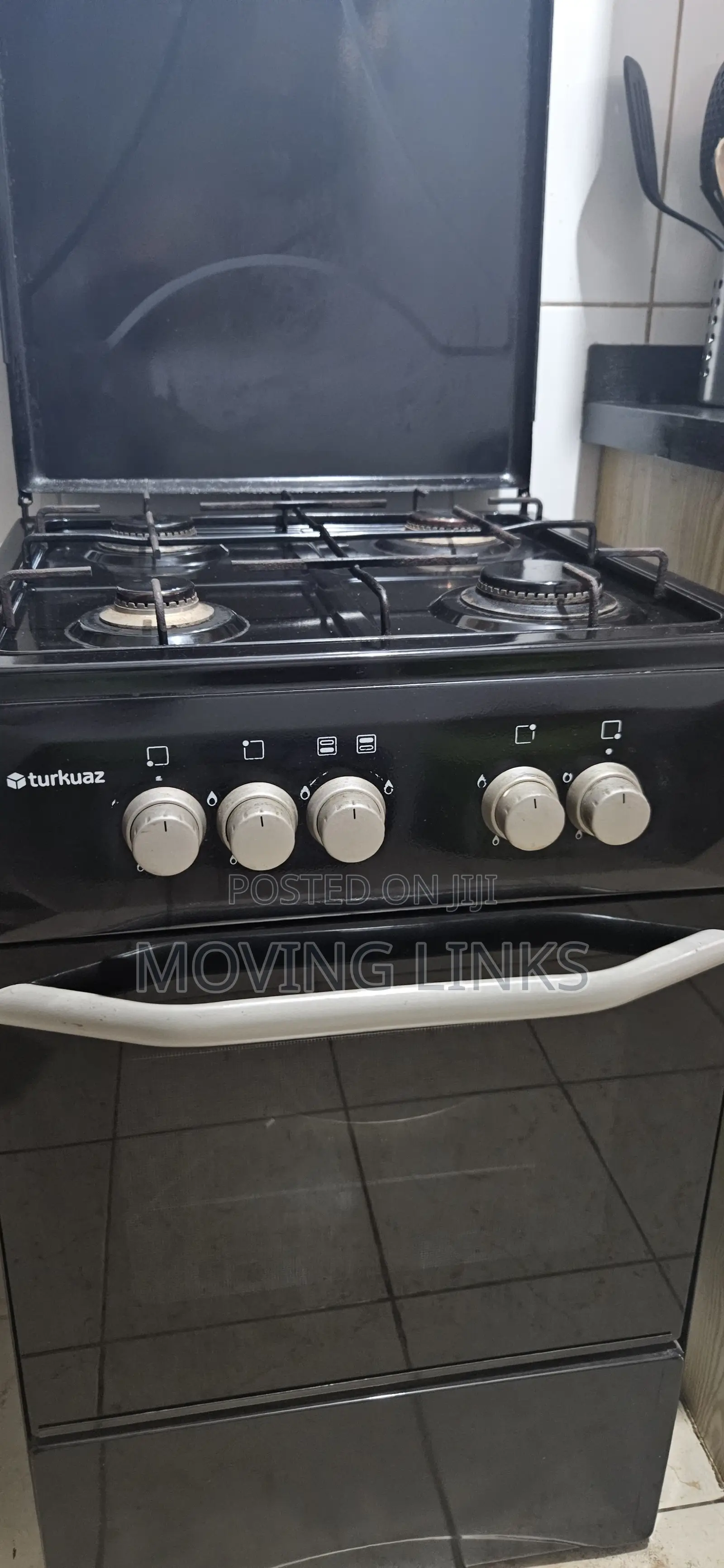 Turkuaz 4-Burner Gas Stove With Oven (Used - Fully Working)