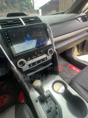 Toyota Camry 2014