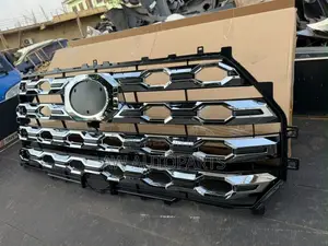 Toyota Tundra 2022 Grille Chrome