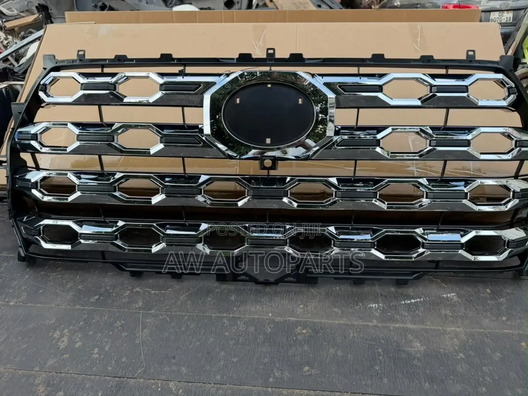 Toyota Tundra 2022 Grille Chrome