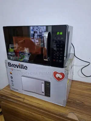 20.L Breville EM820C2MT Digital Microwave From UK 