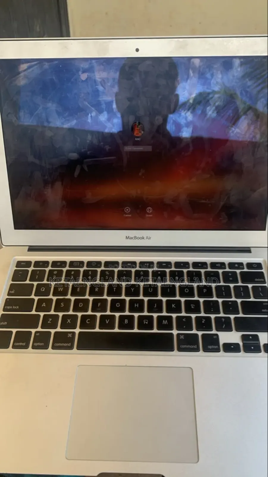 Laptop Apple MacBook 2009 2GB Intel Core i3 HDD+SSD 256GB