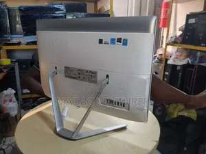 Desktop Computer Lenovo ideacentre 510A 8GB Intel Core i3 SSD 256GB