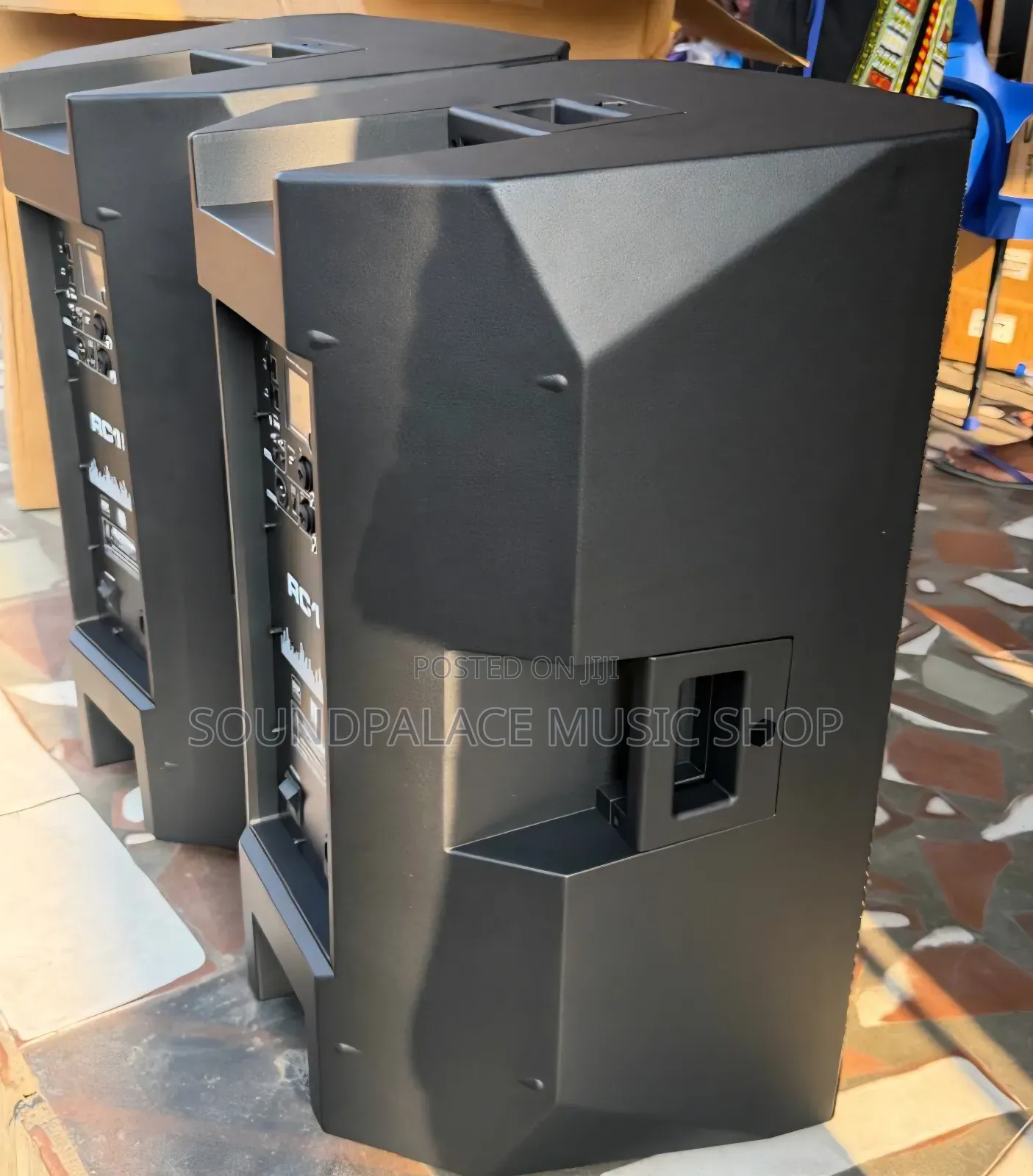 RCF RC15 Active Pair of 15-Inch PA Speakers