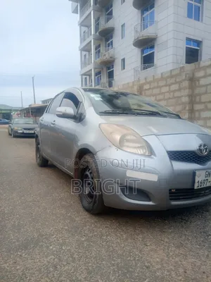 Toyota Vitz 2008 Gray