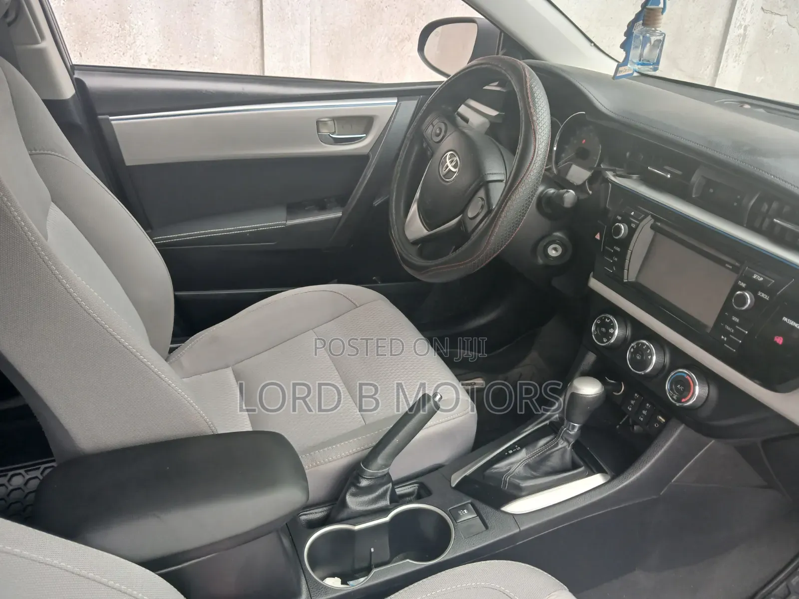 Toyota Corolla 2015 Black