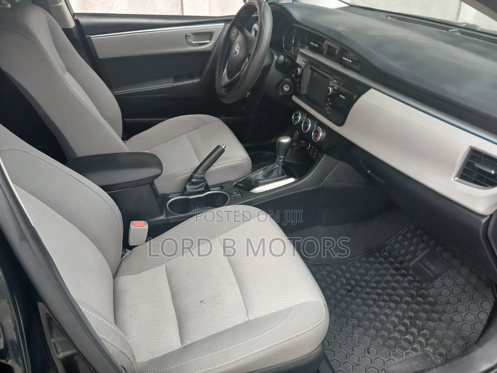 Toyota Corolla 2015 Black