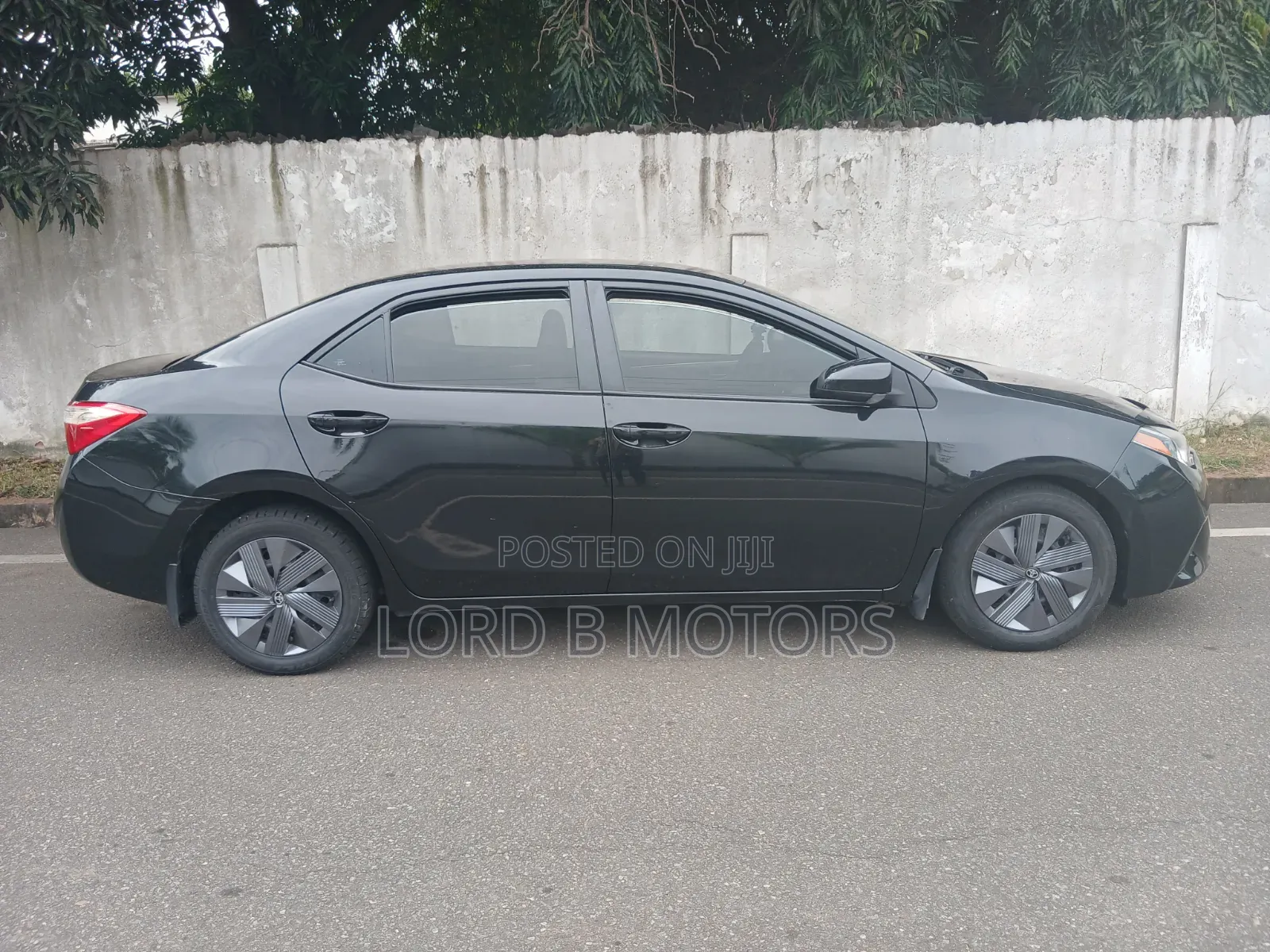 Toyota Corolla 2015 Black